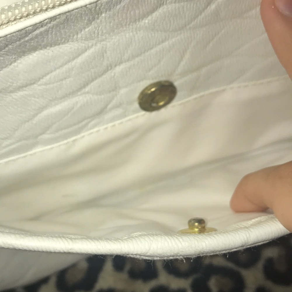Purse - Picture 2 of 3
